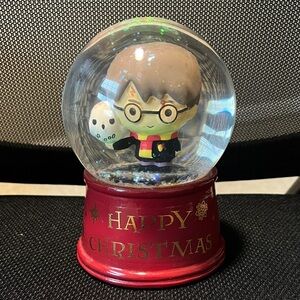 Harry Potter - Happy Christmas snow globe